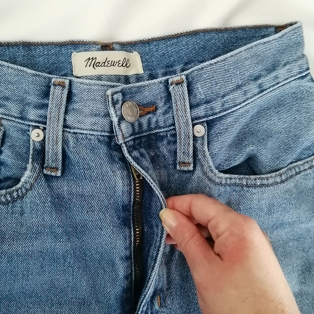 Madewell Baggy Straight Leg Jeans Distressed Earlhurst Light Wash Size 24 - Picture 9 of 16